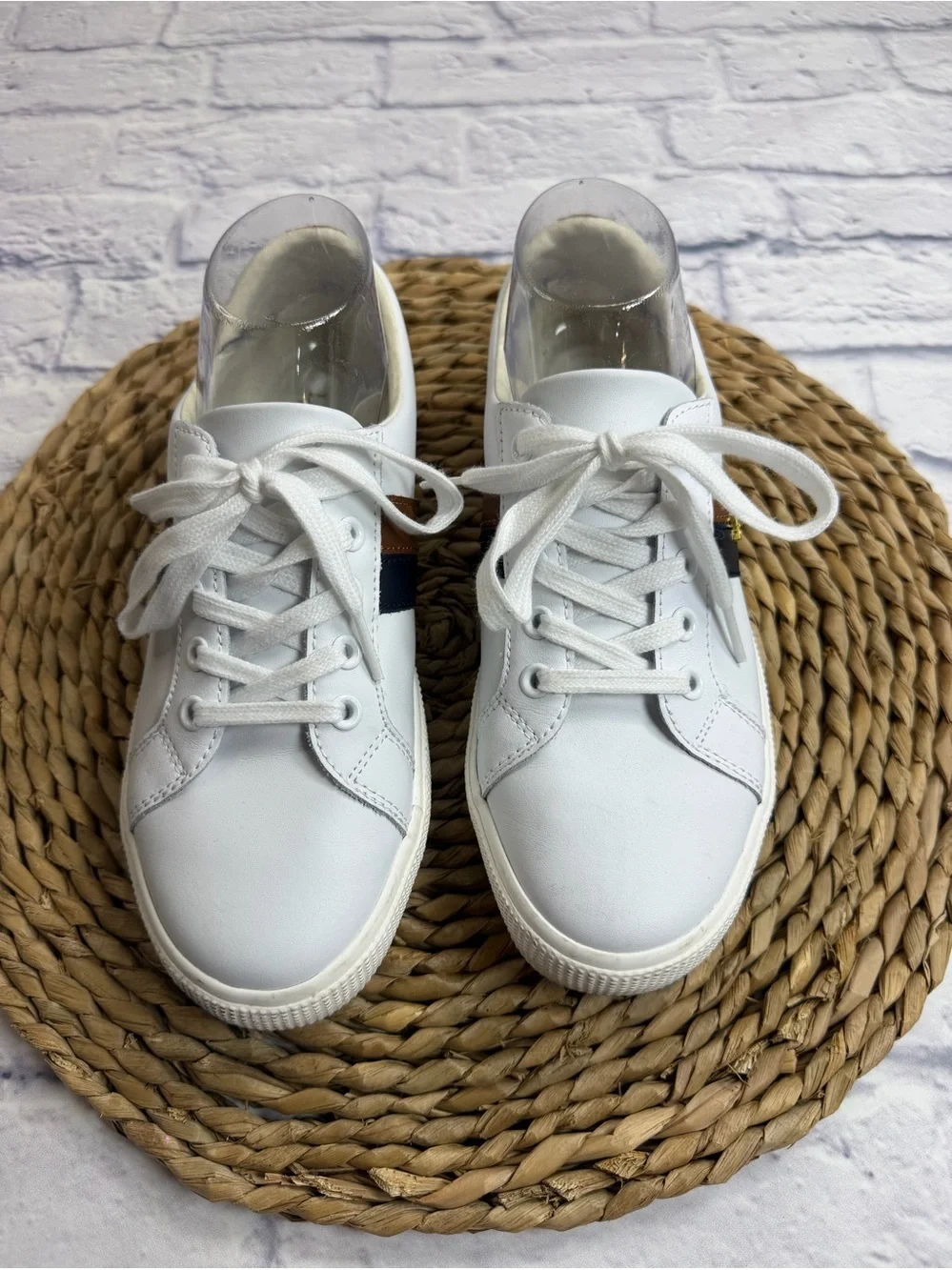 Ralph Lauren White Leather Sneakers w/Brown & Navy Stripe. Size 8. Preppy.